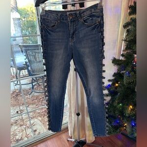 Encore Jeans Women's Blue Skinny Jeans with Side Accents